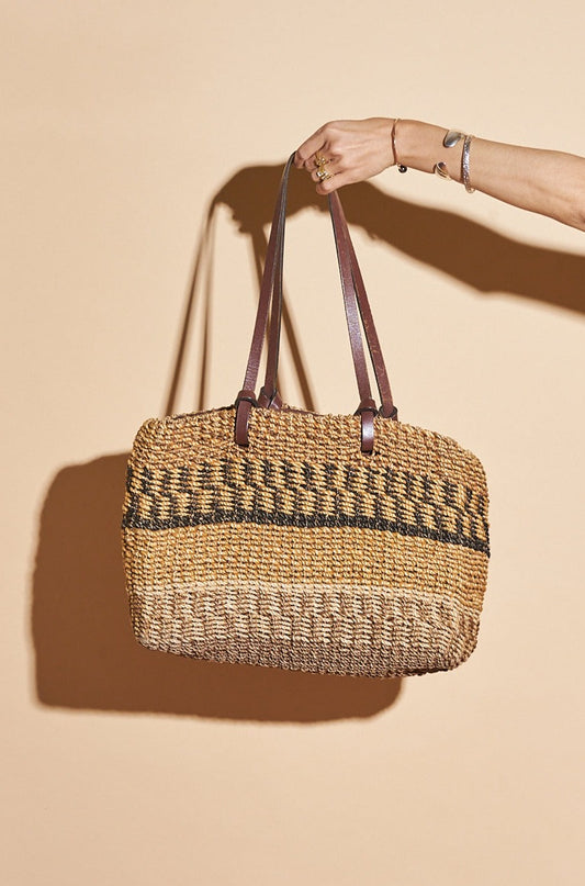 Vintage Woven Straw Purse